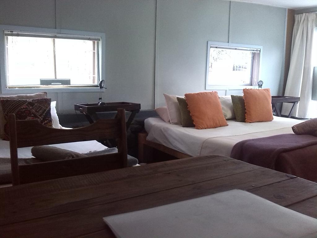 Karoo Soul Hostel Oudtshoorn Kamer foto